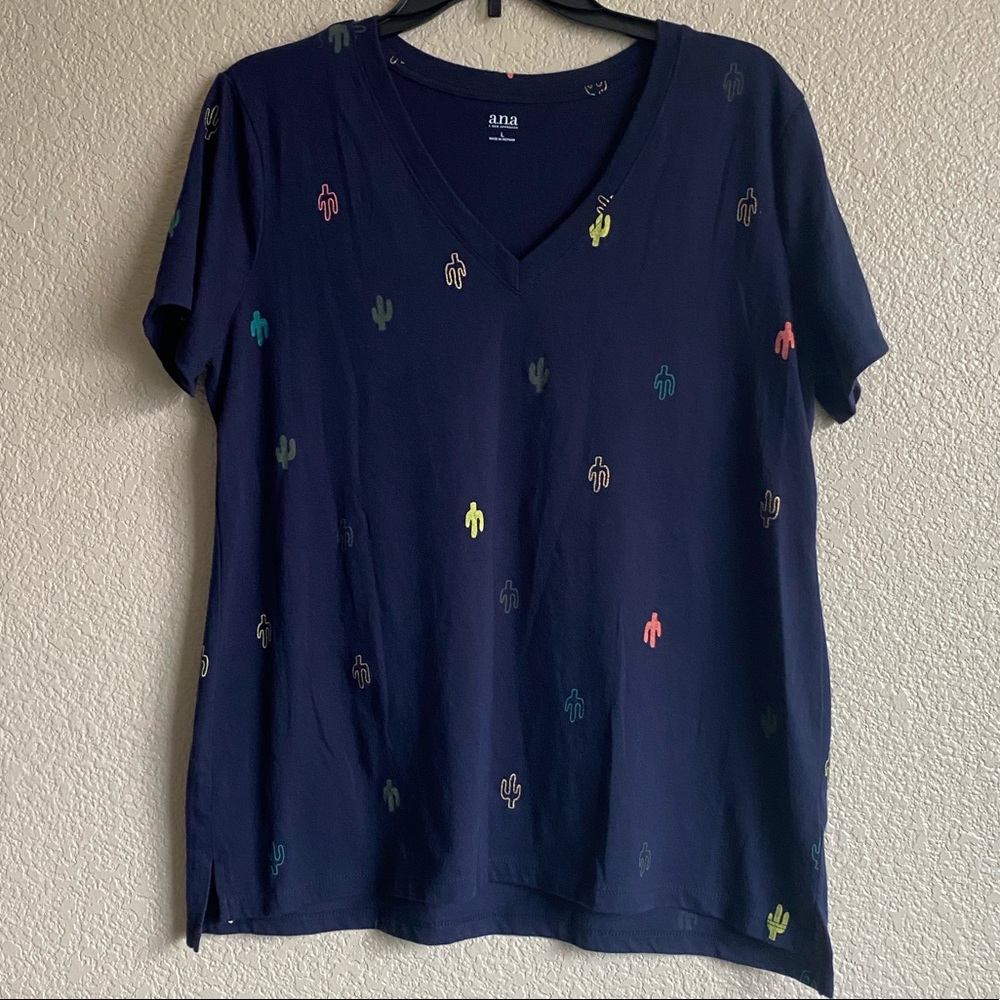 Top by A.N.A with cactus print!🌵 sz Lg